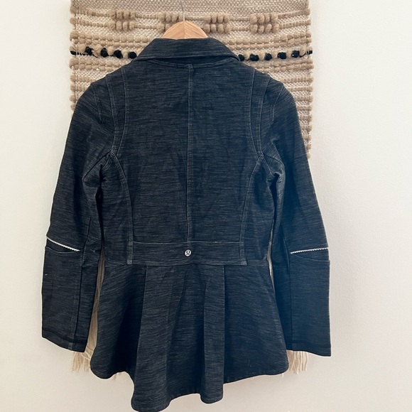 Lululemon Athletica Charcoal Gray Blazer - Picture 7 of 10